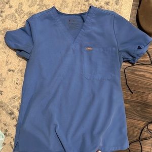 Figs scrub top ceil blue